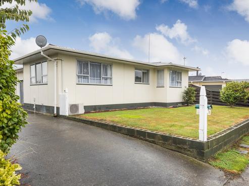 15 Meadowbrook Drive, Cloverlea