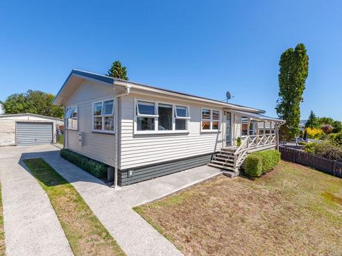 2 Ward Place, Richmond Heights