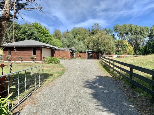 224 Pukenamu Road, Te Horo