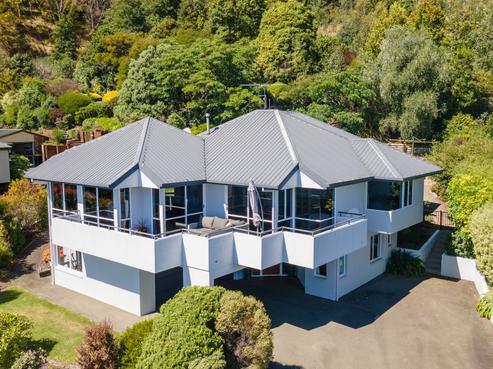 14 Barrington Place, Richmond