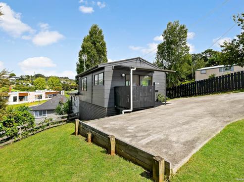 83 Brightside Road, Stanmore Bay