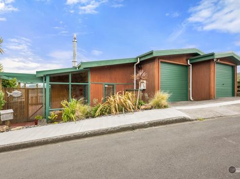 5 Honeysuckle Grove, Maungaraki
