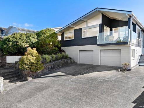 754 East Coast Road, Pinehill