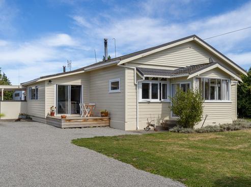 27 Matahiwi Road, Matahiwi