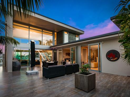 32 Rue D'Amarres, Gulf Harbour