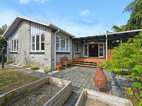 1320 Fergusson Drive, Brown Owl