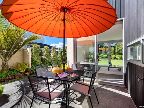 38 Pine Harbour Parade, Beachlands