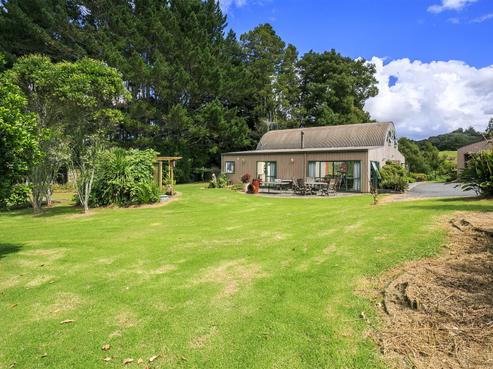 6 Nandina Lane, Pukekohe