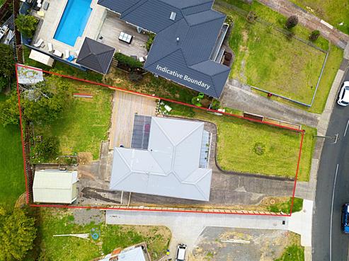 42 Tiroroa Avenue, Te Atatu South