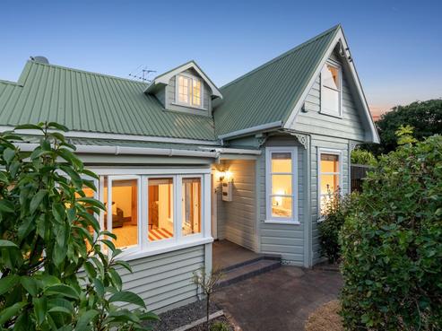 28 Rangatira Road, Birkenhead