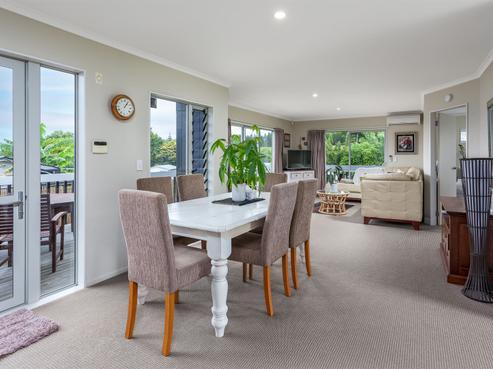 12 Koutunui Road, Athenree