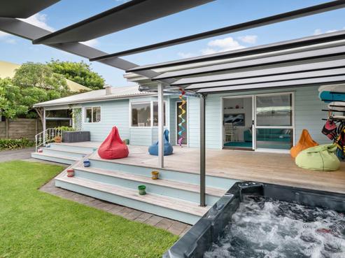 16B Laurence Street, Manly