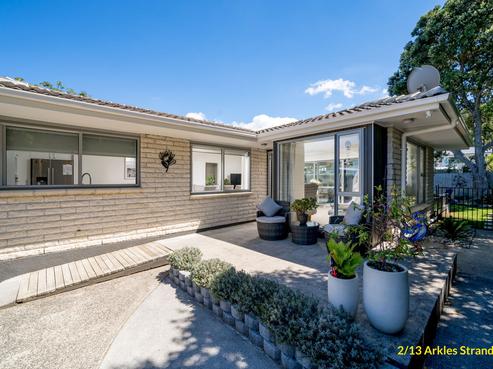 2/13 Arkles Strand, Arkles Bay