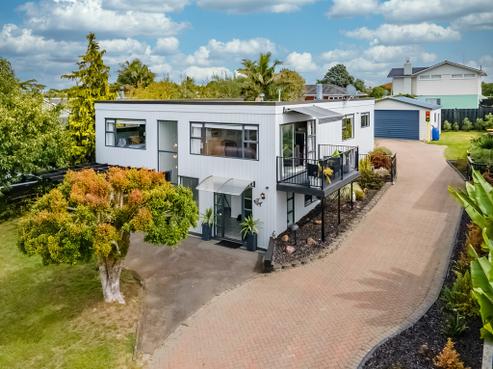 84 Angelo Avenue, Howick