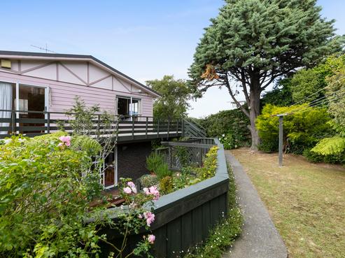 4 Naseby Grove, Wainuiomata