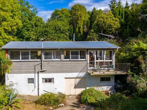 1 Lindsay Road, Caversham