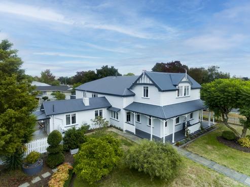 2 Lucknow Road, Havelock North
