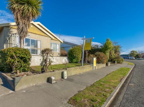 32 Marston Road, Kensington