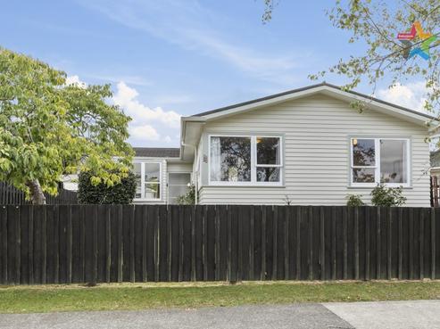 12 Manutuke Street, Wainuiomata
