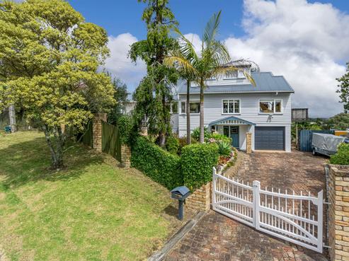 4 Leigh Terrace, Bayview