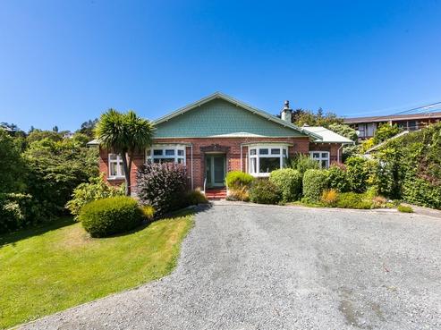 63 Blacks Road, North East Valley