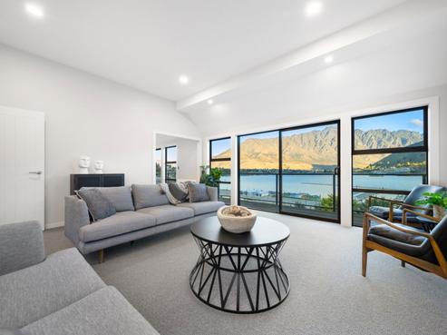17/1 Marina Drive, Frankton