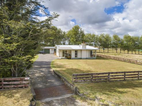 78 Managhs Road, Halcombe