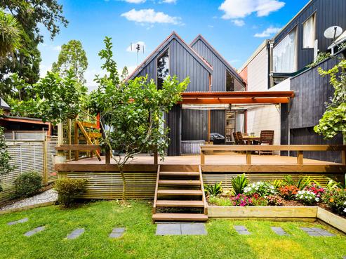 115B Daffodil Street, Titirangi