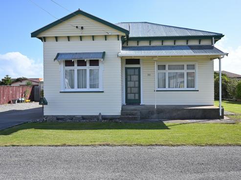 30 Queen Street, Westport