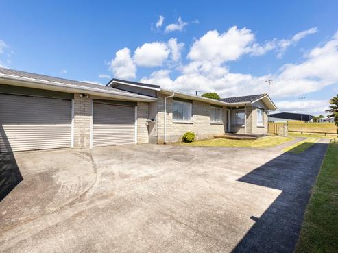 40 Park Lane, Waitara