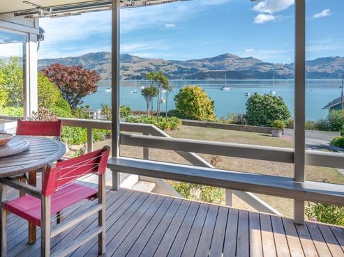 109 Beach Road, Akaroa