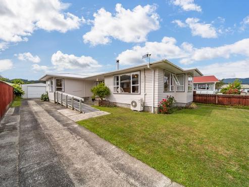 4 Kawatiri Grove, Wainuiomata