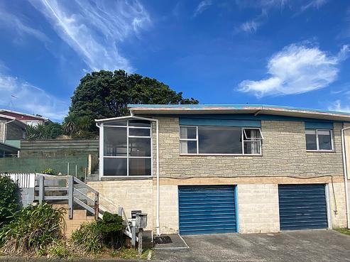 27C Port View Crescent, Moturoa