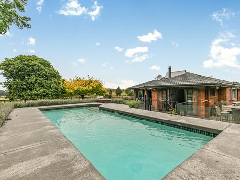 53 Klipsch Road, Glenbrook