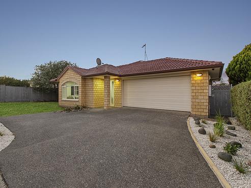 66 Magic Way, Randwick Park