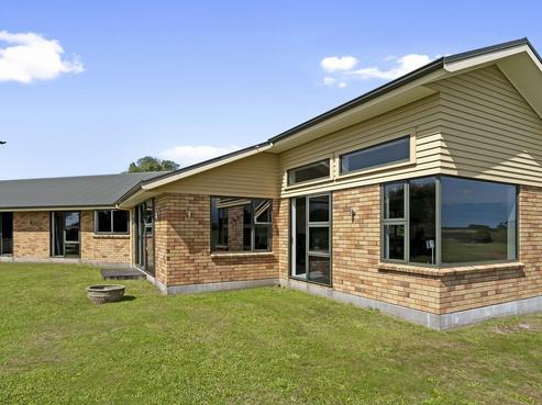 4233 Mountain Road, Stratford