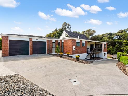 16 Rosella Place, Maunu