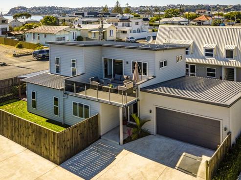 168 Charles Street, Westshore