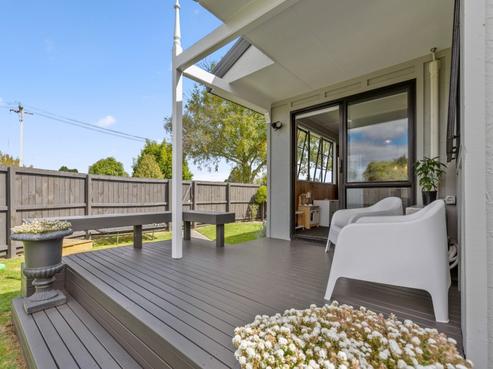 9 Miller Street, Glenholme