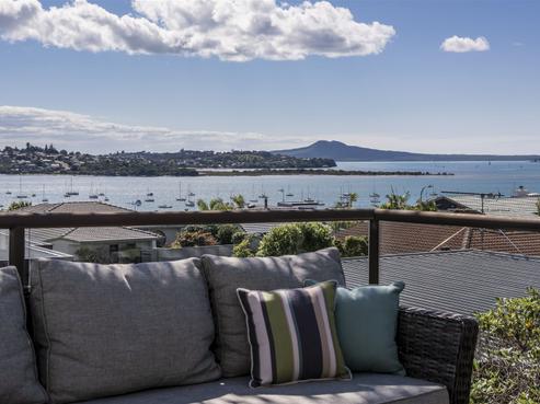 11 Antilla Place, Half Moon Bay