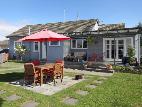 513 Burnett Street, Mahora