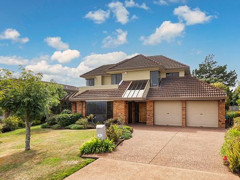 12 Sylvania Crescent, Lynfield