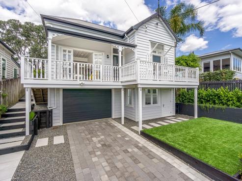 15 Abbotsford Terrace, Devonport