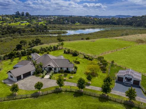 163 Lennon Access Road, Stillwater