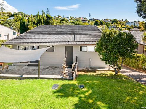 17A Tiri View Place, Waiake