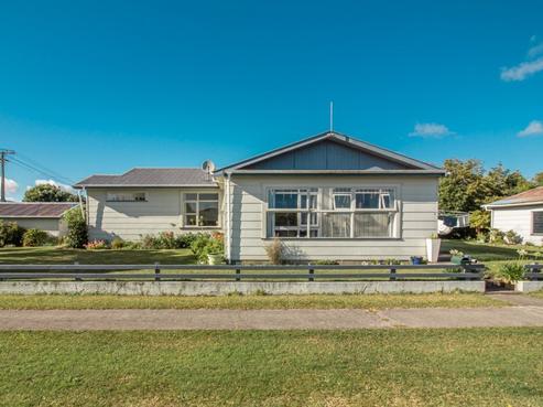 2/8 Peel Street, Westport