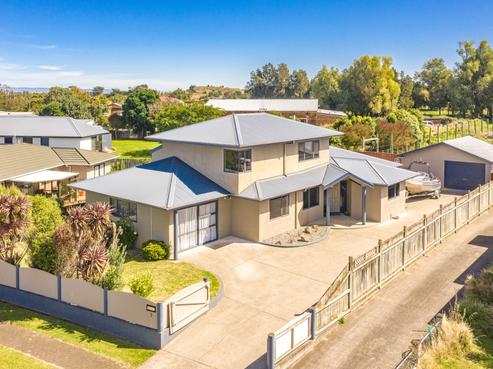 9 Sherwood Place, Springvale