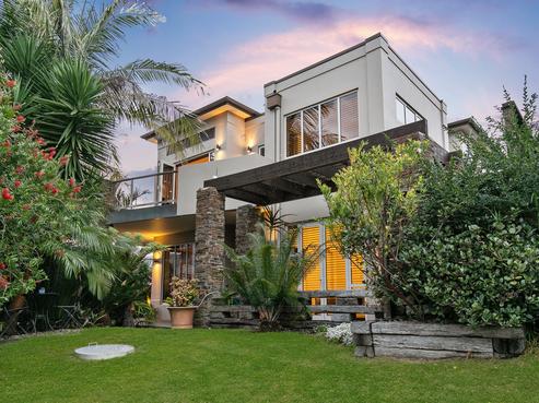 1 Tui Brae, Beachlands