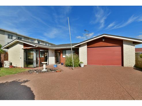 6B Moenui Avenue, Orewa