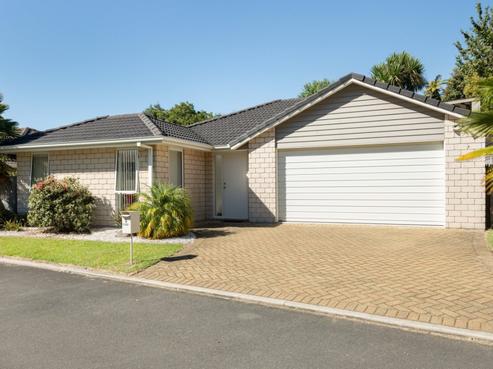 4 Barossa Way, Brookfield